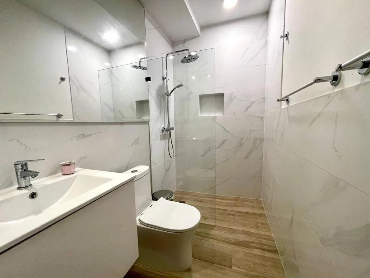 아파트 Beachfront Condo With Hot Tub 푼타 카나