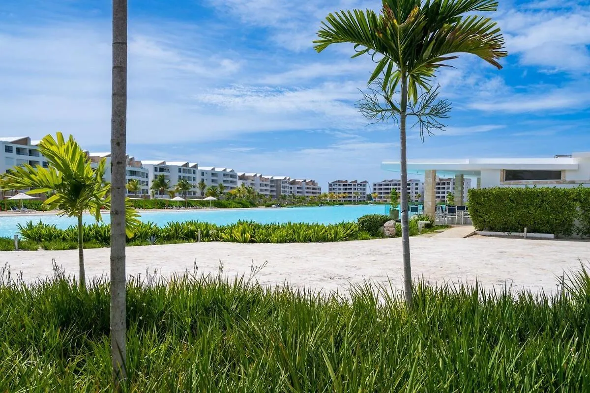 شقة Beachfront Condo With Hot Tub بونتا كانا